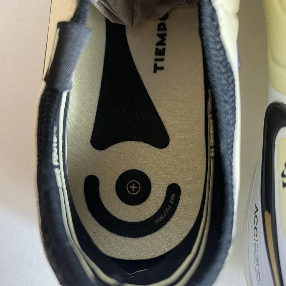 Nike mens size